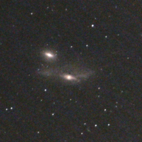 NGC4435とNGC4438