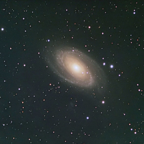 口径9cm屈折でのM81