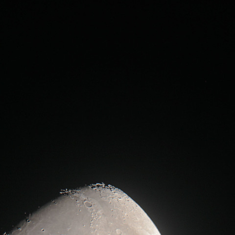 月と土星の接近20190908　23:49