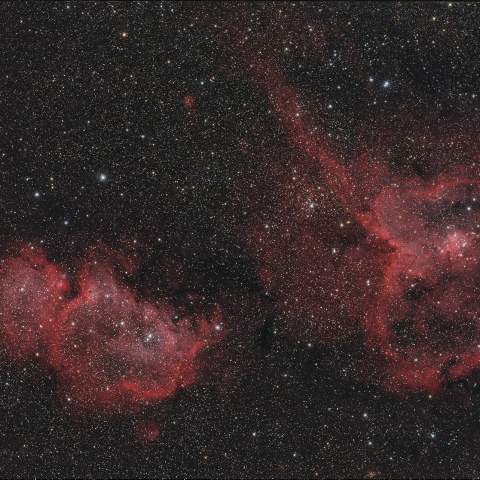 ハート星雲の中心部