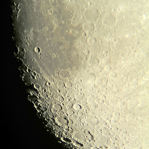 月（2023年12月22日）