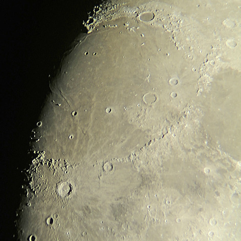 月（2023年12月22日）