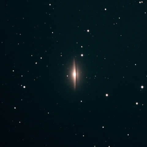 M104 ソンブレロ銀河