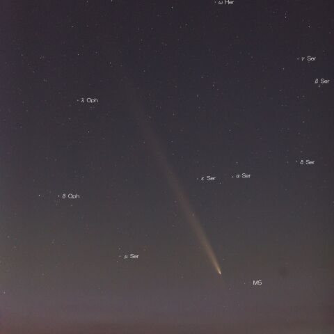 10月16日の紫金山・アトラス彗星