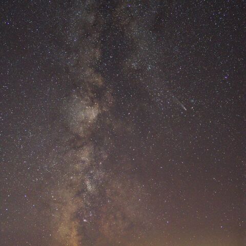 紫金山・アトラス彗星と天の川（10月29日）