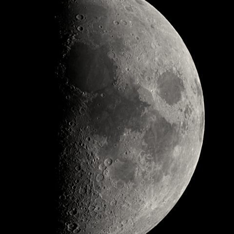 Moon (月齢6.7 上弦)