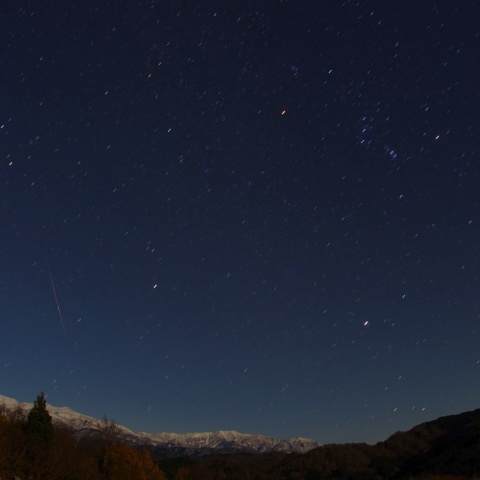 冬の星座、紅葉、白山、流星