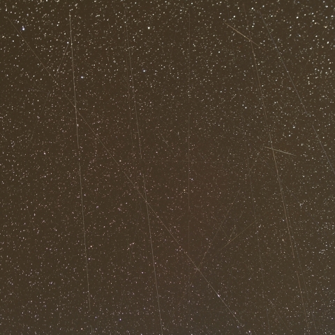ふたご座流星群(人工天体群)　2021年12月14日