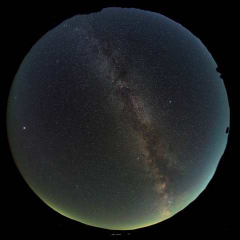 星空は夏から秋へ移り変わる