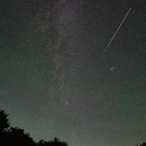 ペルセウス座流星群の流星　2023年8月10日