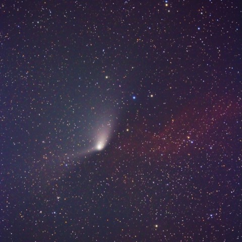 C/2011 L4 パンスターズ彗星とNGC7822