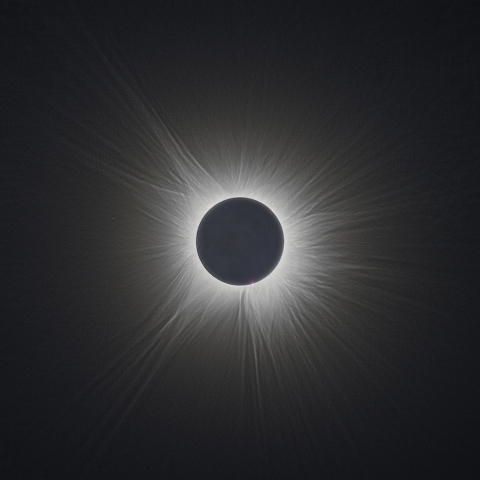 皆既日食2024年4月8日［外部コロナ f400mm］