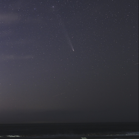 日本海上空の紫金山・アトラス（C/2023 A5）彗星 ，2024/10/25