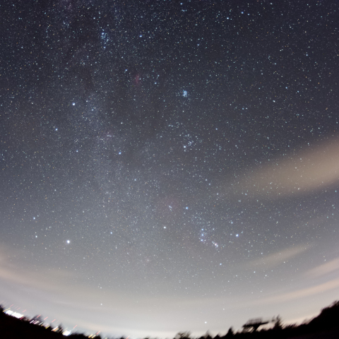 昇る冬の星座達