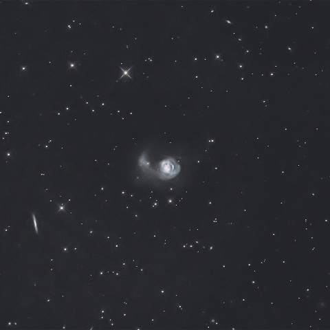 特異銀河 NGC2782