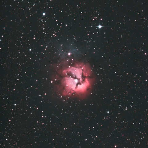 M20（三裂星雲）