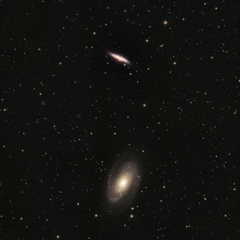 M81 ボーデの銀河 / M82
