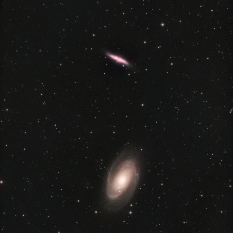 M81 ボーデの銀河 / M82