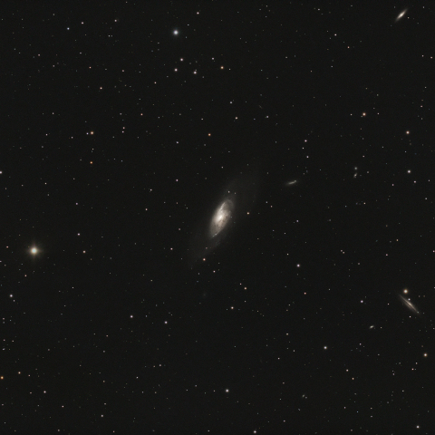 M106