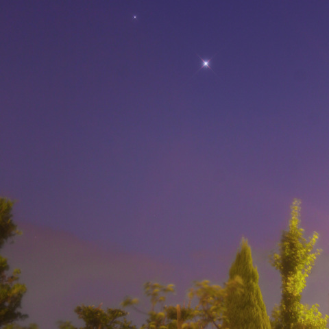 宵空に輝く金星と木星