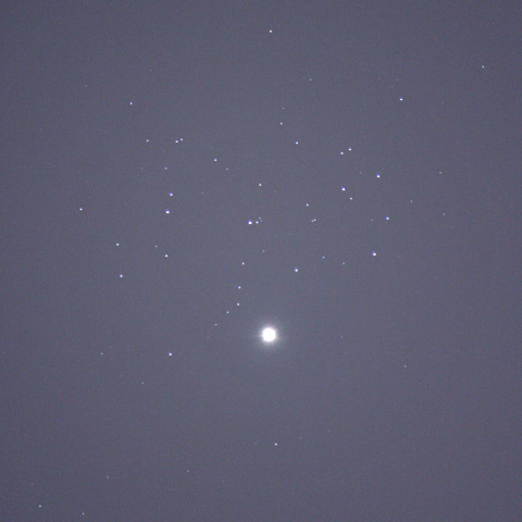 暴風の吹く夜、昴と金星の大接近