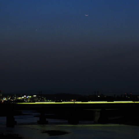 多摩川夕景～三日月と明星～