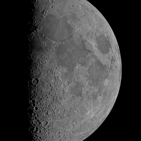 八日月(上弦、月齢7.7)・再画像処理