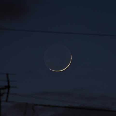 二日月(月齢1.4)