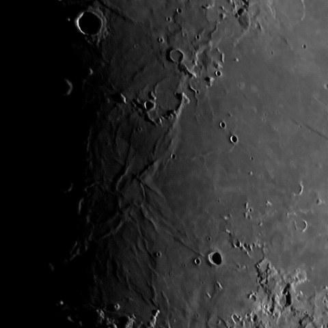 月面「ラモントのリンクルリッジ」附近