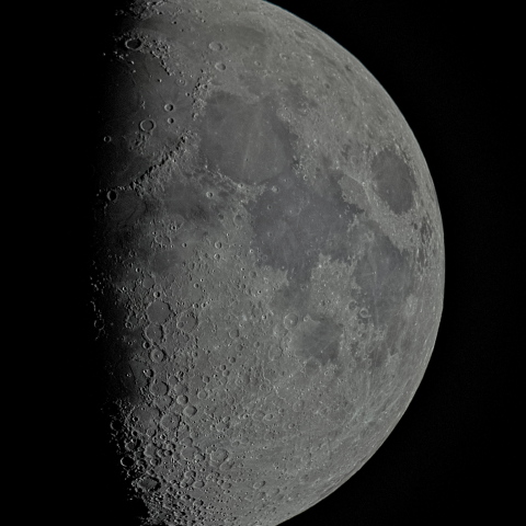 十日月(月齢8.9)