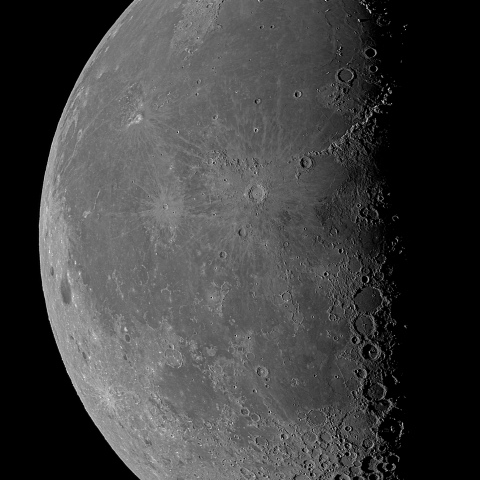 二十四日月(下弦、月齢22.3)