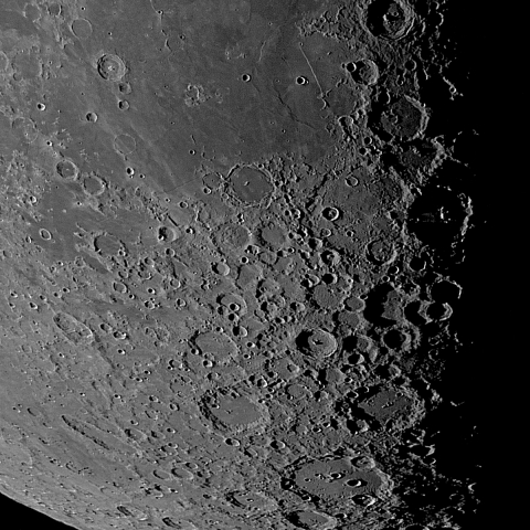 月面「南部山岳地帯」附近