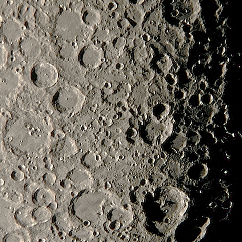 月面「マウロリクス～ワルター～サクロボスコ」附近