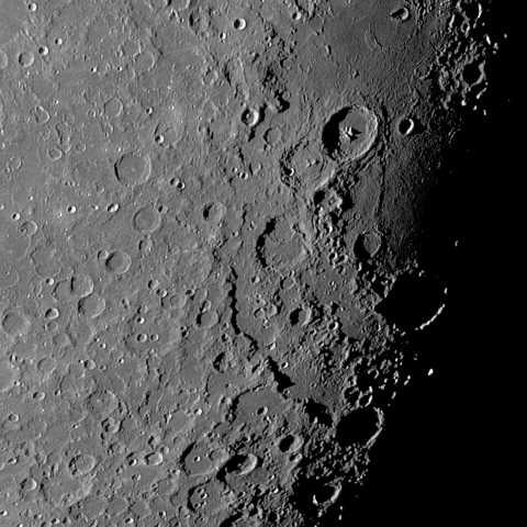 月面「アルタイ断崖～テオフィルス」附近