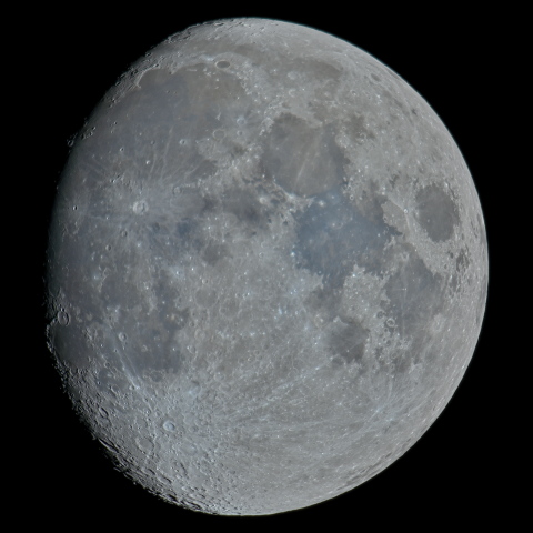 十二日月(月齢11.0)