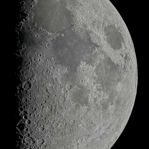 八日月(上弦、月齢7.7)・再画像処理