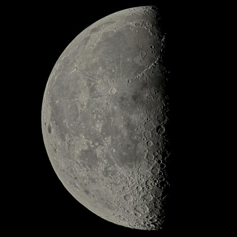 二十三日月(月齢21.9)