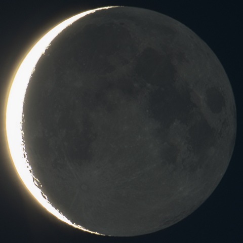 二十八日月(地球照、月齢27.0)