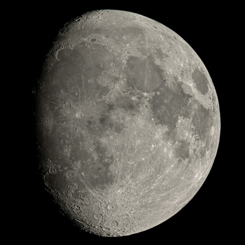 十二日月(月齢11.6)