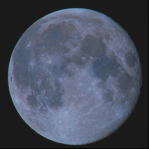 月の彩り(月齢15.6、彩度強調)