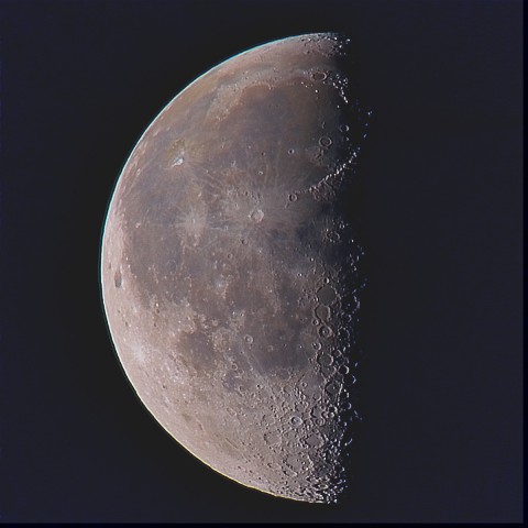 月の彩り(月齢21.3、彩度強調)