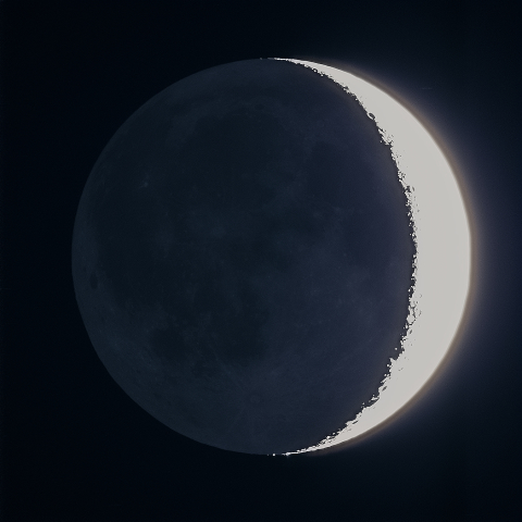 地球照(月齢3.49)