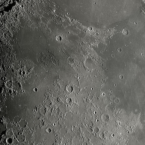 月面「トリスネッカー谷、ヒギヌス谷～静かの海」附近