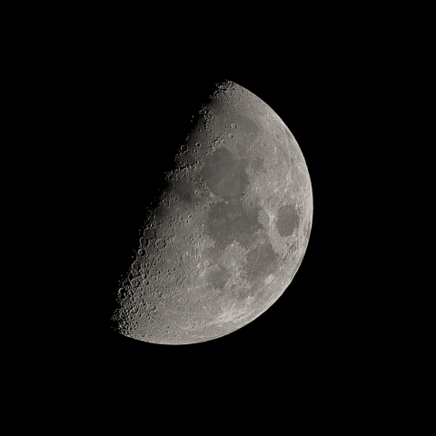 九日月(月齢8.26)