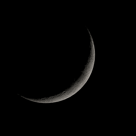 四日月(月齢3.13)