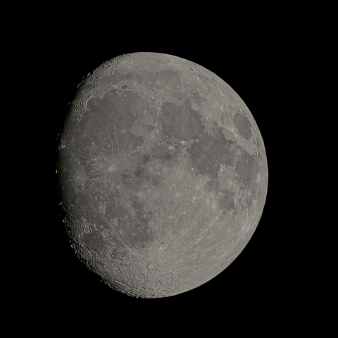 十三日月(月齢12.25)