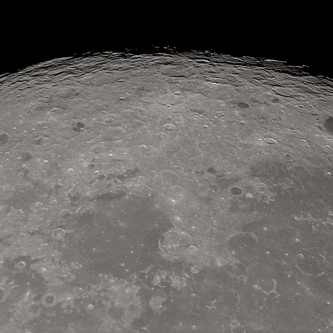 月面「オリエンタレベイスンのリング構造とその周辺」附近