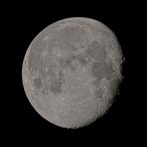 十九日月(月齢17.43)