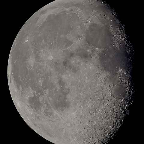 二十日月(月齢18.44)