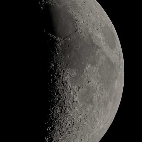 七日月(月齢6.34)